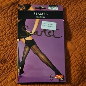 Silky Nude w/Black Seamer Stockings